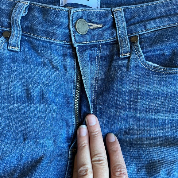 Paige Hoxton Crop Light Wash Denim Jeans Size 28 - Picture 10 of 10